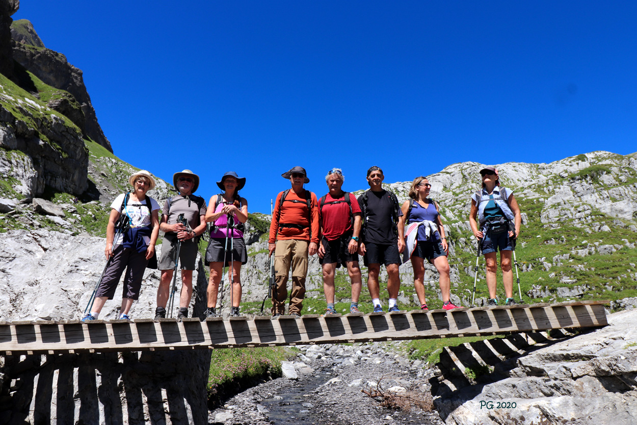 Sur le pont du refuge de La Vogealle1