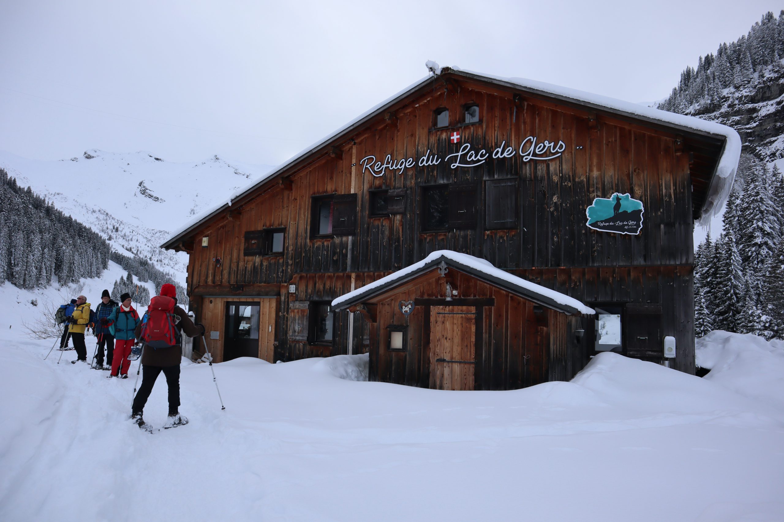 Rando raquette J1 20 arrivee au refuge